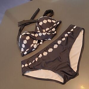 2 pc sz L swimwear NWOT